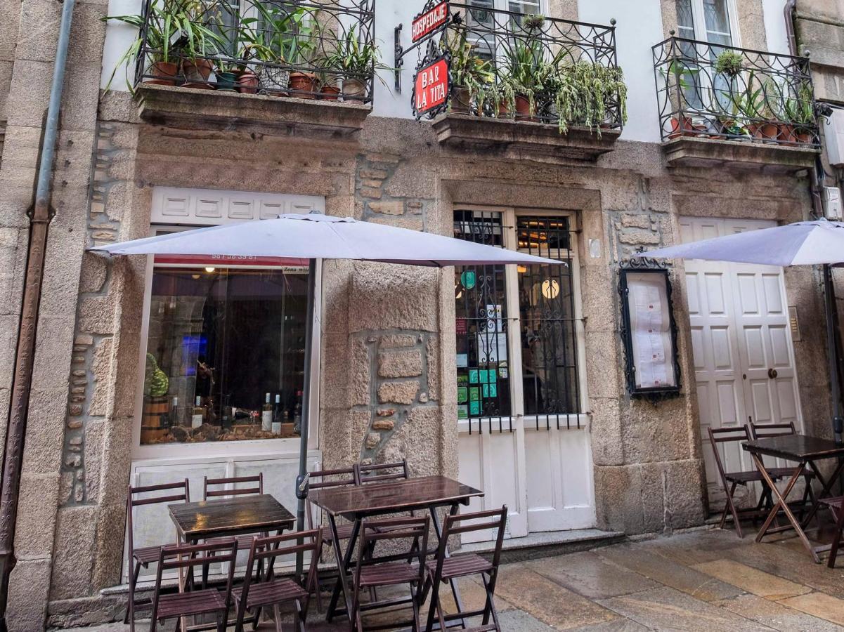 Oyo Hospedaje La Tita Santiago de Compostela Bagian luar foto